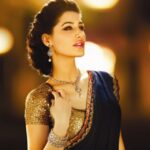 Nargis Fakhir Instagram - Damas jewelry stunning!