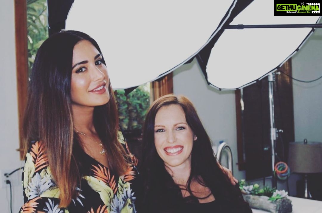 Nargis Fakhir Instagram - Thank you @brittnidelamora @x3church @richardelamora for having me on you show. Love you guys. It was an interesting interview. π€£πππ»π. https://youtu.be/MhbStQmNbrc #interview #secrets #love #sex #couples #socialmedia #marriage #realandraw #raw #real #reel #journey #lifeexperience