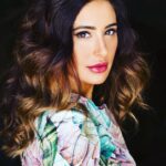 Nargis Fakhir Instagram – #headshot
 @yasminekateb 
@rubysh55 
@styledbyambika  @einatdanofficial Hollywood Boulevard