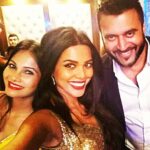 Natasha Suri Instagram – #friends#sangeet#dhol#bhangra#govindalovers#mithun#swag#weddings#dancethenightaway#buddies