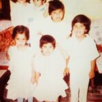 Natasha Suri Instagram - Surisisters#childhood#allwhite#3#girlpower#meontheright#whitepants