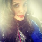 Natasha Suri Instagram - #natashasuri#indianwearshoot#curls#pose