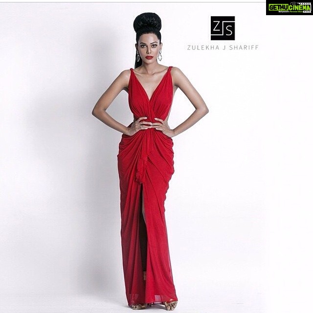 Natasha Suri Instagram - New shoot!! #natashasuri