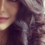 Natasha Suri Instagram - Happy Sunday #natashasuri