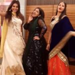 Natasha Suri Instagram - Drama Queens! Boomerang video courtesy by the awesome @seems_awesome #SuriSisters #WeddingShenanigans