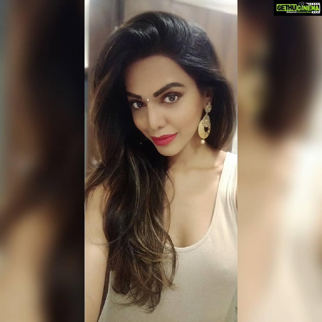 Natasha Suri - 7.4K Likes - Most Liked Instagram Photos