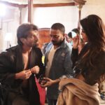 Natasha Suri Instagram - Say that again!? #Aadat #AadatDiaries #NatashaSuri #karansinghgrover #OnSet #Shoot #Bollywood #Actors