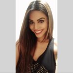 Natasha Suri Instagram – Big head..Big smile..Big teeth..Big brows..Big dreams!!
#natashasuri