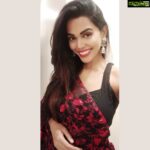Natasha Suri Instagram - When you bring in your mum's birthday wearing her saree!!❣️ Miss her terribly!!!