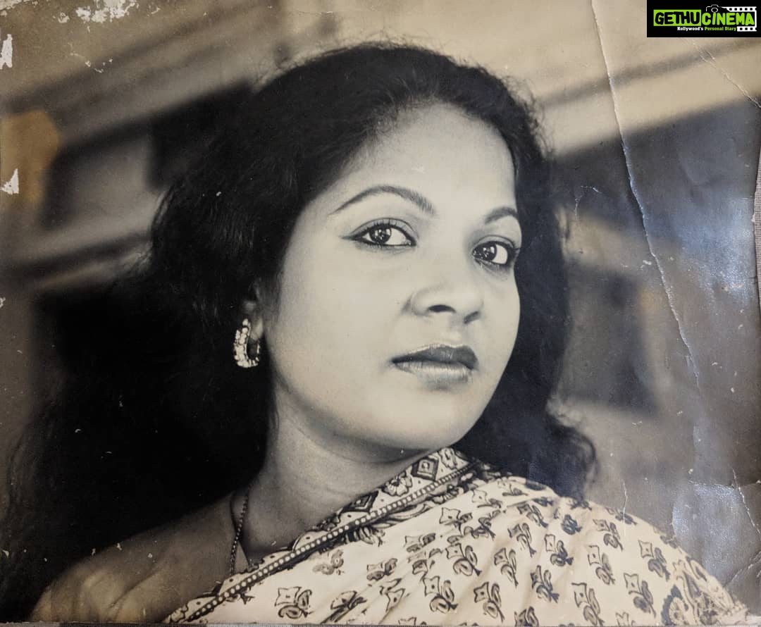 Natasha Suri Instagram - I am made from you. I come from you. You are me. I am you. My Maa. I know you are watching over us from the skies. #MyNumberOne #RadhaSuri #Soulmate ❤️