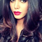 Natasha Suri Instagram - Oh hello.. #Aadat #actor #bollywood #natashasuri