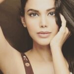 Natasha Suri Instagram - What do ya think about this? Make up by @neerajnavare.makeupartist #natashasuri #neerajnavare