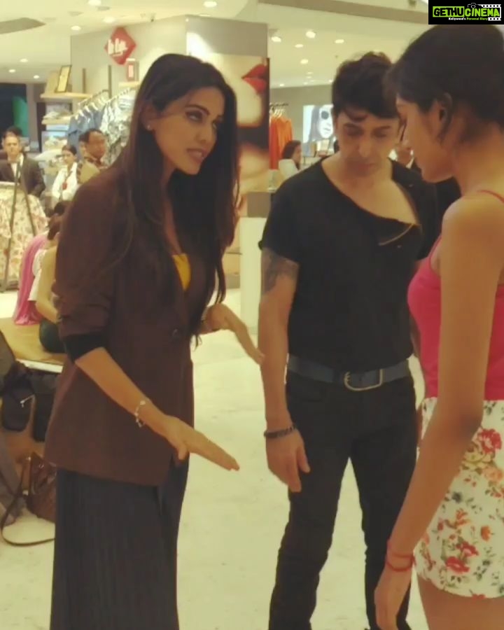 Natasha Suri Instagram - Loved mentoring these beautiful aspirants for Miss India Universe 2018 pageant!! @missindiaorg @vineetjain12 #Mentor #FullCircle #MissIndia @rameshdembla