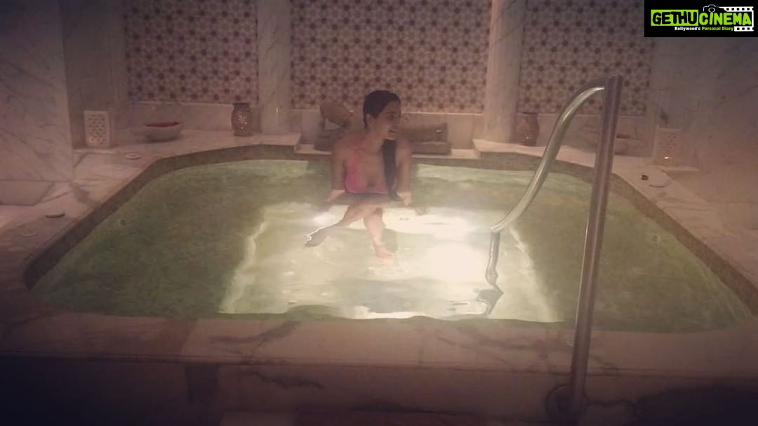 Natasha Suri Instagram - A day well spent, indulging myself. Some swimming, spa, jacuzzi, lunching, napping. Love the ‘Imperial Hotel’ in Delhi, always. Heading bac to Mumbai soon. #natashasuri