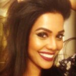 Natasha Suri Instagram - Makeup done for my show! I felt like a burgundy mouth tonight!! #NatashaSuri