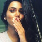 Natasha Suri Instagram - A day late to wish you a Wednesday😆