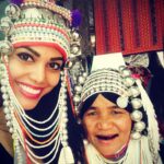 Natasha Suri Instagram – The tribal women in Thailand dress up in this gorgeous headgear everyday! #ChiagMai #Thailand