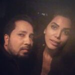 Natasha Suri Instagram – A night of madness with friends, lots of bollywood dancing & great music. Supersinger Mika Singh adds to the revelry!!!🙌🏼💃🏽💛💚💙💜@mikasingh
