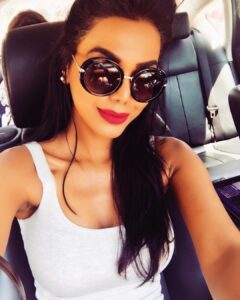 Natasha Suri Instagram - Touchdown Los Angeles!!!