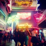 Natasha Suri Instagram - Fremont Street in Vegas is alive all night with live performances, stage shows, impromptu gigs, casinos, pubs, light shows and what not!