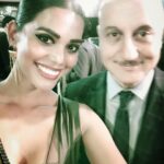 Natasha Suri Instagram - Bumped into my co-star Anupam Kher Ji at IIFA 2017! #natashasuri