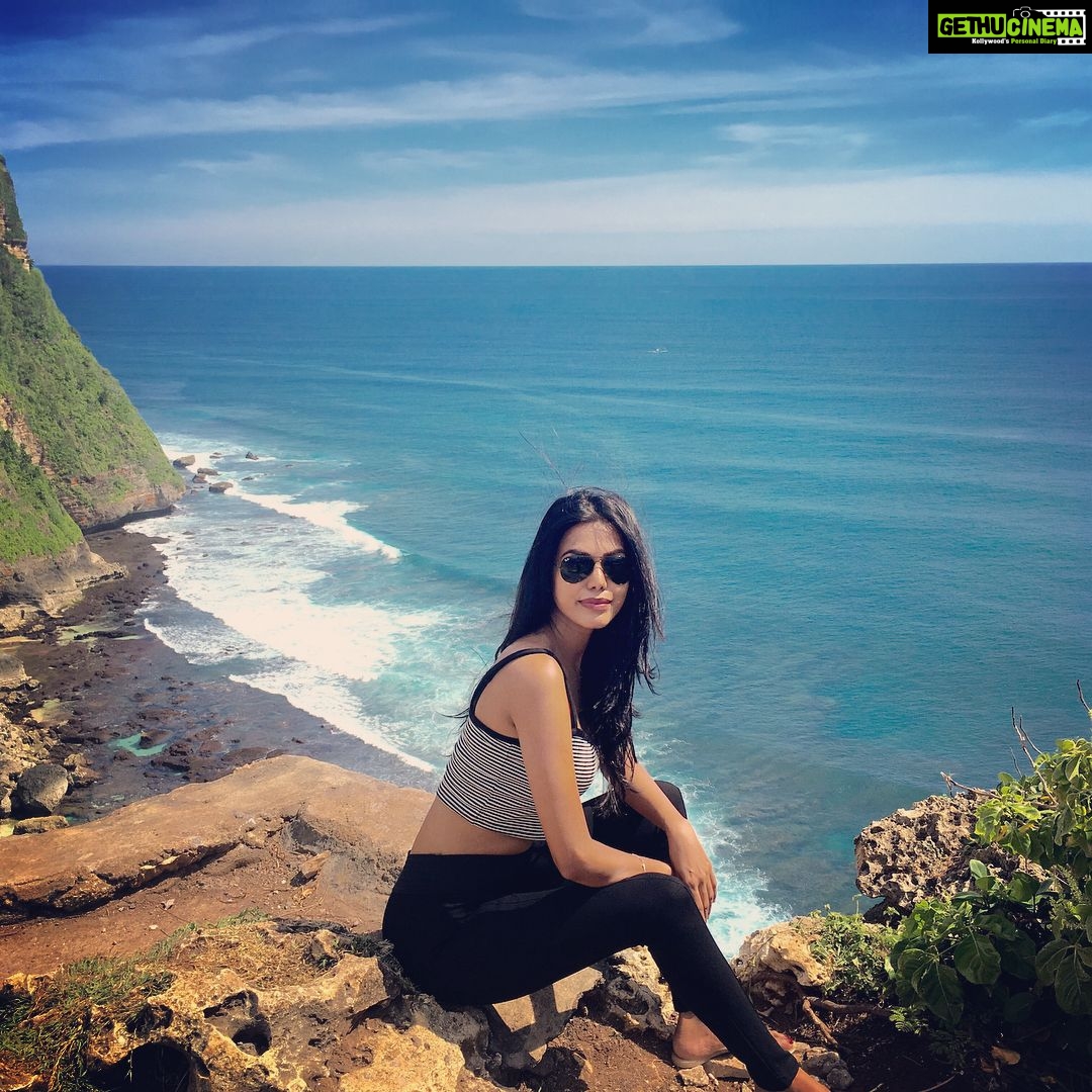 Natasha Suri Instagram - Uluwatu in Bali, Indonesia!
