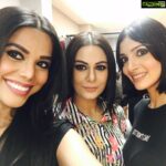 Natasha Suri Instagram - Showtime! For inifd! Super show! @nishaharaale @anchalkumar24 @themissglobe2016