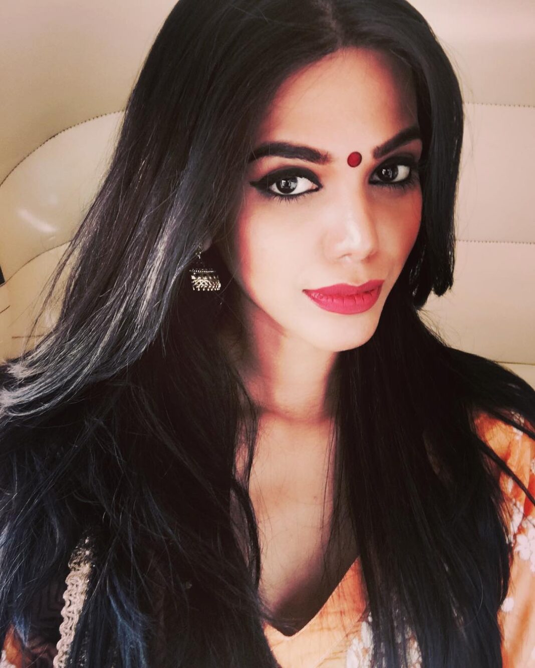 Natasha Suri Instagram - Living up to my 'half south indian' (telugu) roots!