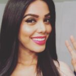 Natasha Suri Instagram – #natashasuri #hello #onsets #shootlife #insideedge #webseries