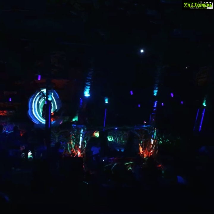Natasha Suri Instagram - Full moon night in Goa❤️...Techno!