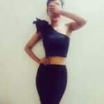Natasha Suri Instagram – Fittings!Au naturale! Show must go on!