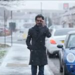 Nawazuddin Siddiqui Instagram – “हर रोज गिरकर भी, मुक्कमल खड़े हैं…! ए जिंदगी देख, मेरे हौसले तुझसे भी बड़े हैं …!

🎥 – @apurva_official