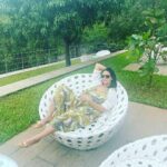 Neha Dhupia Instagram – Sunday’s 💚… @hilton_shillim #hiltonshillim #greatsmallbreaks