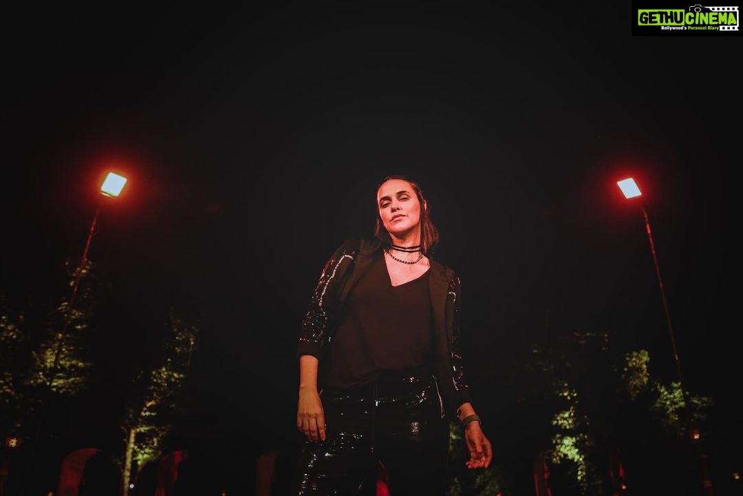 Neha Dhupia Instagram - Watch the highlight!!! ๐Tune in tonight at 7pm only on @mtvroadies @mtvindia .... ๐ธ @tejaswinikherphotography @thelensmencollective #ootd @geneslhofficial @stevemaddenindia @gumanistylists muah @yountentsomo ๐