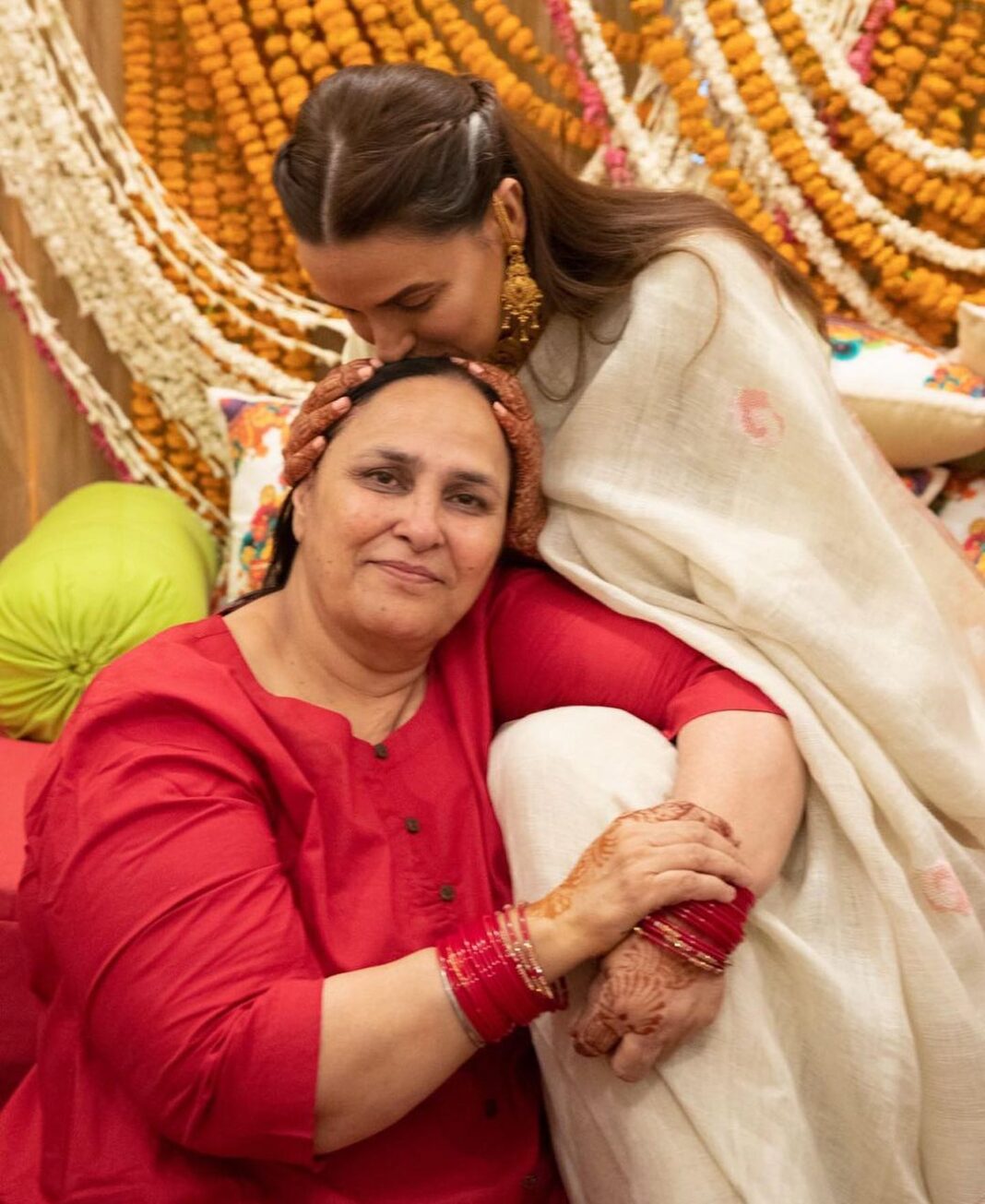 Neha Dhupia Instagram - Happy birthday माँ .. words fall short ... I love you soooo much my mama @babsdhupia ... and we love you sooo much our Mimi ❤️❤️❤️❤️ I wish we were together and celebrating this special day ... Koi na ... agli vaari 😜🥳❤️ #happybirthdayma ( 📸 @ashishjparmar we miss you everyday ... @raina.writes )