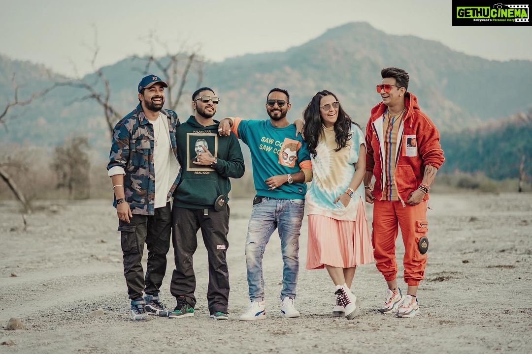 Neha Dhupia Instagram - Day 1 of the #roadiesrevolution journey ... what a wonderful feeling to be back on another adventure with these amazing guys 👊😍 #aslisquad #gangneha 📸 @rjdeigg Rishikesh