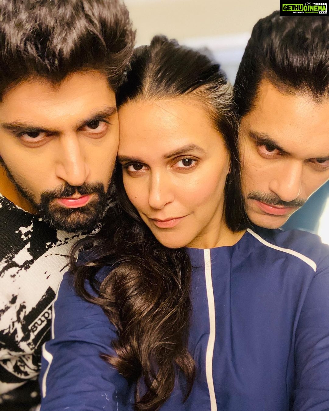 Neha Dhupia Instagram - May the best man win! #arvindvashishth vs #vayuraghavan ... @insideedgeamazon season2 jus dropped like it’s hot 🔥 tune into @primevideoin now and play along! @angadbedi @tanujvirwani @sayanigupta @vivekoberoi #shotoniphone11promax