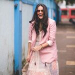 Neha Dhupia Instagram - PROOF ... that we are loving every bit of being on #nofilternehaseason4 😄.... #ootd @ritukumarhq styled by @gumanistylists muah @elishab_mua @esther_hmu 📸 @rjdeigg ... listen up on @jiosaavn co produced by @wearebiggirl ... link in bio👆 #styledwithgumani