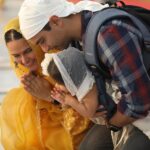 Neha Dhupia Instagram - Guru ‘Mehr’ Karein ... #satnamwaheguru #darbarsahib #goldentemple 😇