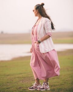 Neha Dhupia Instagram - The last episode of #roadiesrealheroes was a tough one for me... the first time in my four year long journey I had to face sudden death on the show , and more than anything else seeing @milindchandwani and @sohil_singh_22 ( who also happen to be my two most favourite roadies this year) had to say their final goodbyes . No matter how I put it , defeat is tough to deal with ... but my victory lay in all the love all of you have showered on me and little did I know that this realisation would come at such a huge cost. Thank you for tagging me in your posts and comments , I promise I have read almost all of them and that’s the love and force that brings me back again tonight on a brand new episode of @mtvroadies at 6pm (not 7pm) on @mtvindia ! 😍🤟 #oncearoadiealwaysaroadie #roadiesrealheroes #gangneha