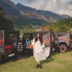 Neha Dhupia Instagram - Drooling over #munnar in our @letsdroom #thar ... what did you think of today’s @mtvroadies episode ! #gangneha #roadiesrealheroes 💣🚗 📸 @rjdeigg