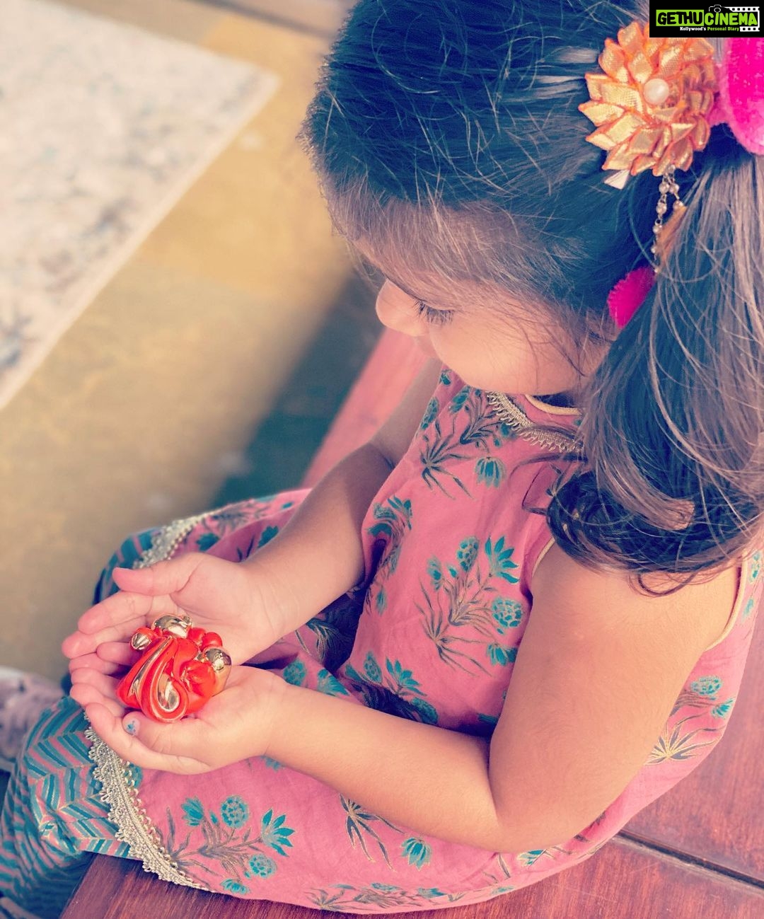 Neha Dhupia Instagram - Love and blessings to all ❤️… #ganpatibappamorya