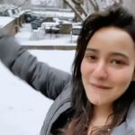 Neha Sharma Instagram - #mood #chicago #snow #reelsinstagram #reels #reelitfeelit ❄️⛄️ Chicago Downtown