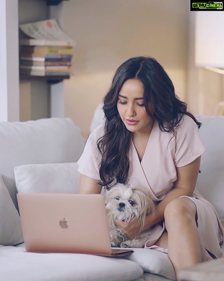 Neha Sharma Instagram - In today’s hectic life, our skin goes through a lot. I am so glad that I recently moved to using the new imported Camay Soaps, which are now back in India. My skin feels so soft & supple from the very first use! The Creamy Lather & the natural French scents does wonders & it’s such a calming experience. Try & see it for yourself! #FeelTheCamay #CamaySoaps #skincare #CreamyLather #FrenchTouch #ScentedSkin #Imported #soaps @camay_india #ad