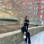 Neha Sharma Instagram - 🖤🖤 Chicago, Illinois