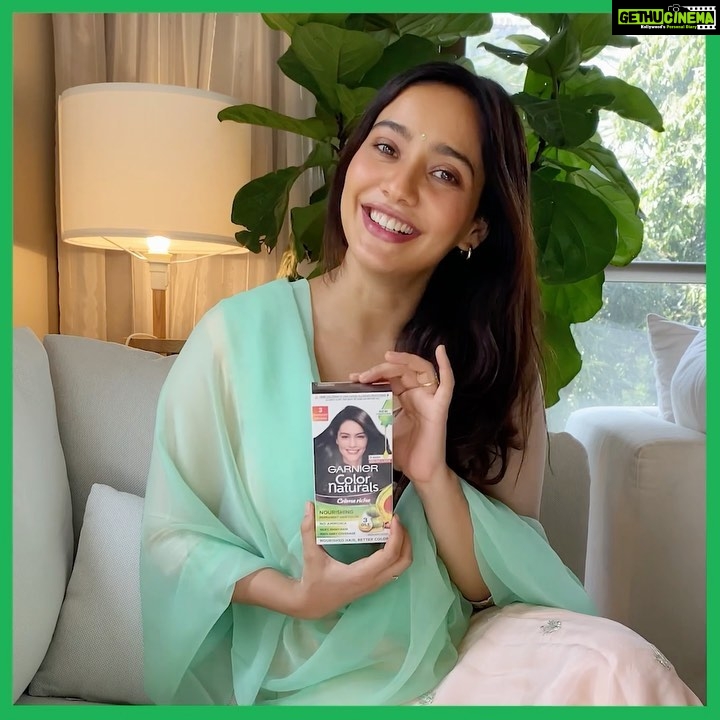 Neha Sharma Instagram - For this Diwali, I decided to color my hair at home with Garnier Color Naturals. And I am soo in love with my hair! ๐ I love that it has natural oils in it because of which my hair feels super soft, shiny and nourished. I chose my perfect shade Darkest Brown using the Color Match tool at garnier.in. Get ready this Diwali with @garnierindia #shadesofcelebration from the safety and comfort of your own home. #garnierindia #garniercolornaturals #diwalilook #ad