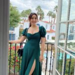 Neha Sharma Instagram - 💚🍀💚 #happyheart #happyme #siblingsarethebest @vaibhav_sharma29 @reetika1408 thank you guys for pampering me😛 Nd we missed u so much @aishasharma25 #california #palmsprings Palm Springs, California