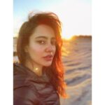 Neha Sharma Instagram - Sunrise..sunrise...there’s a mornin in your eyes..☀️