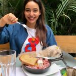 Neha Sharma Instagram - Let me eat breakfast first..then I’ll change the world 🍳💖