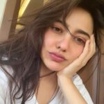 Neha Sharma Instagram - 👁👁 #messyhairdontcare #morningface